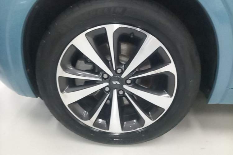 Used Li Auto ONE 2021 Extended-Range 6-Seater Version Exterior 4