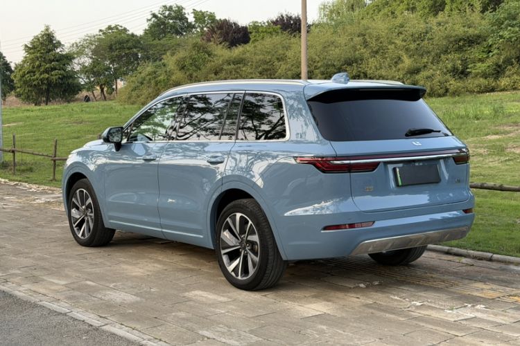 Used Li Auto ONE 2021 Extended-Range 6-Seater Version Exterior 4