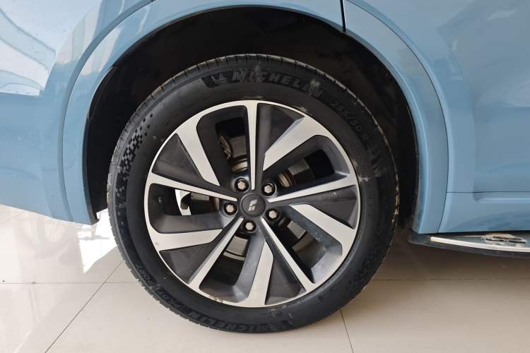 Used Li Auto ONE 2021 Extended-Range 6-Seater Version Exterior 5