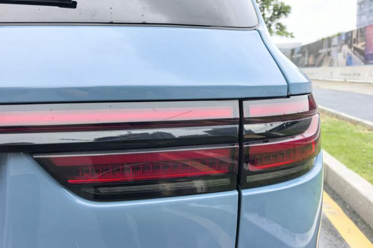 Used Li Auto ONE 2021 Extended-Range 6-Seater Version Exterior 7