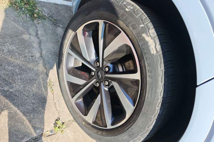 Used Li Auto ONE 2021 Extended-Range 6-Seater Version Exterior 8