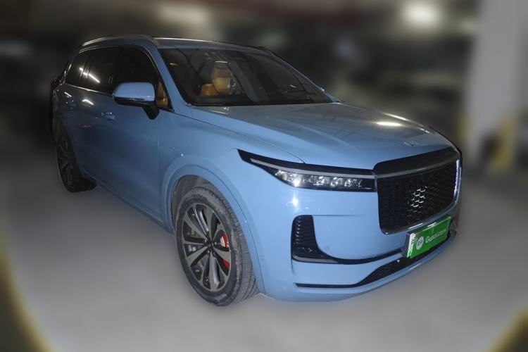 Used Li Auto ONE 2021 Extended-Range 6-Seater Version Front Right 45 Deg