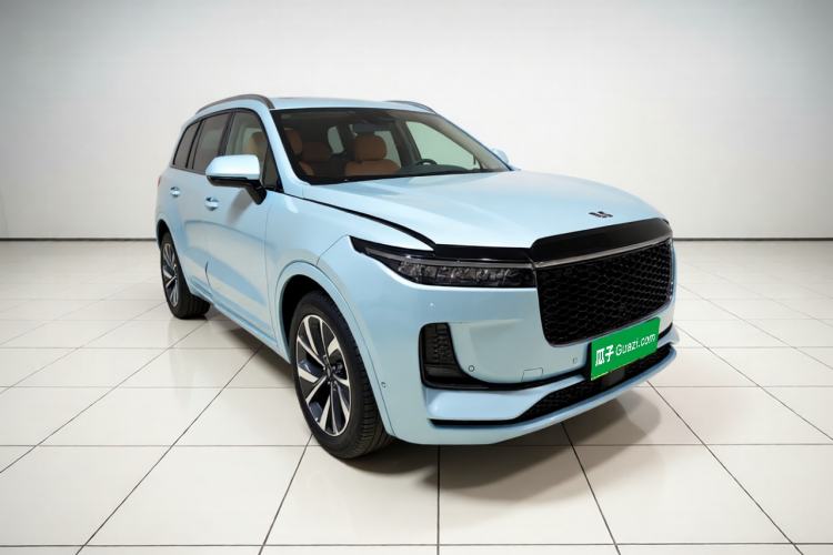 Used Li Auto ONE 2021 Extended-Range 6-Seater Version Front Right 45 Deg