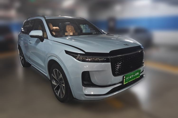 Used Li Auto ONE 2021 Extended-Range 6-Seater Version Front Right 45 Deg