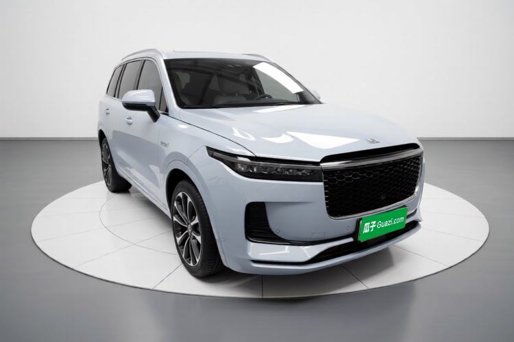 Used Li Auto ONE 2021 Extended-Range 6-Seater Version Front Right 45 Deg