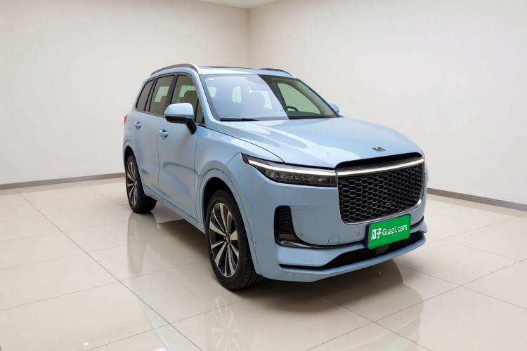 Used Li Auto ONE 2021 Extended-Range 6-Seater Version Front Right 45 Deg