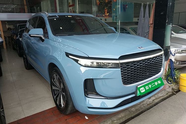 Used Li Auto ONE 2021 Extended-Range 6-Seater Version Front Right 45 Deg