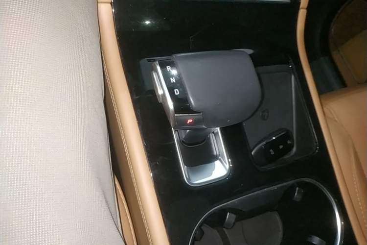 Used Li Auto ONE 2021 Extended-Range 6-Seater Version Gear Lever