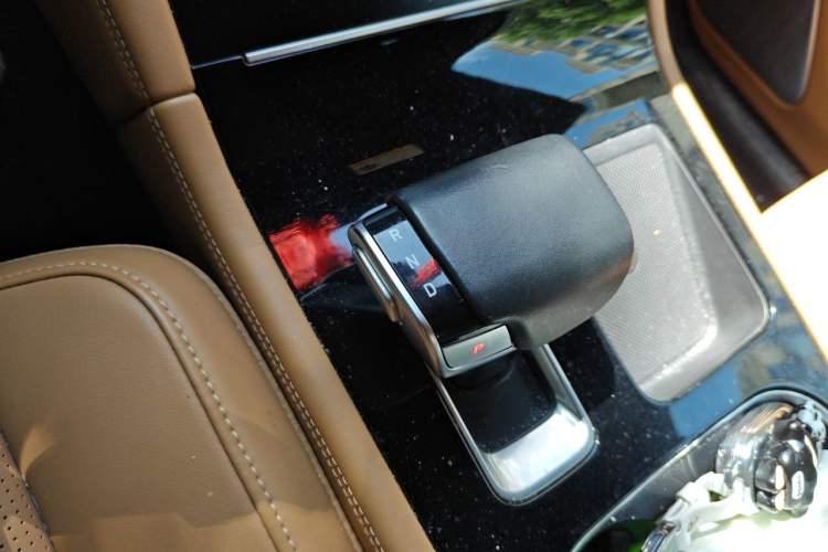 Used Li Auto ONE 2021 Extended-Range 6-Seater Version Gear Lever