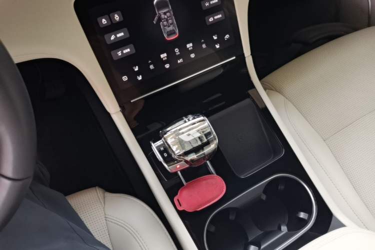 Used Li Auto ONE 2021 Extended-Range 6-Seater Version Gear Lever