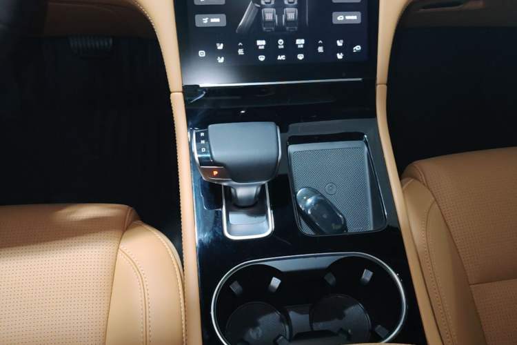Used Li Auto ONE 2021 Extended-Range 6-Seater Version Gear Lever