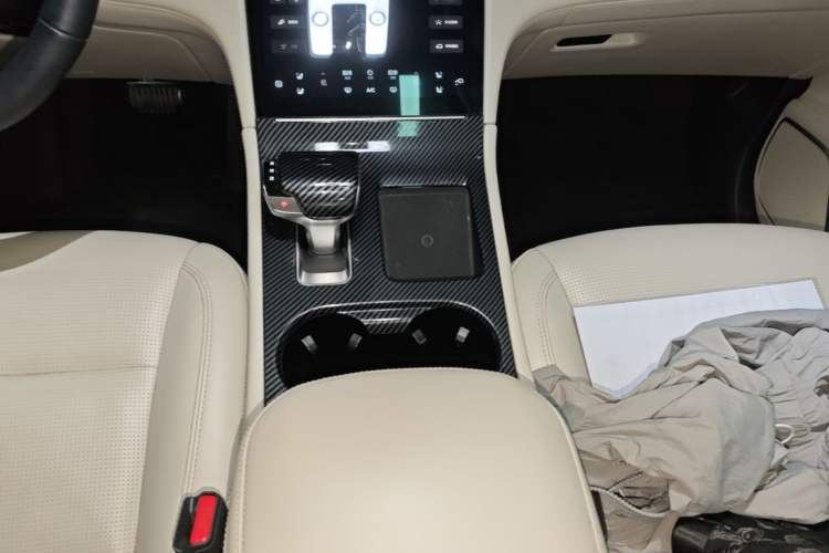 Used Li Auto ONE 2021 Extended-Range 6-Seater Version Gear Lever