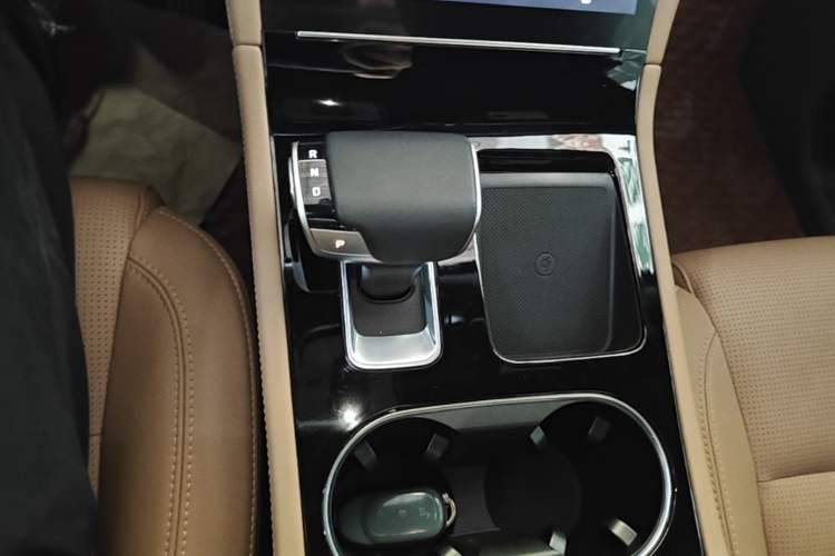 Used Li Auto ONE 2021 Extended-Range 6-Seater Version Gear Lever