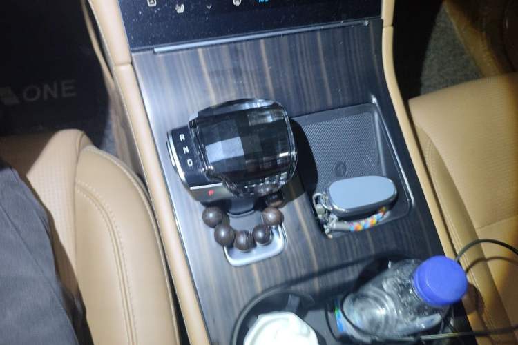 Used Li Auto ONE 2021 Extended-Range 6-Seater Version Gear Lever