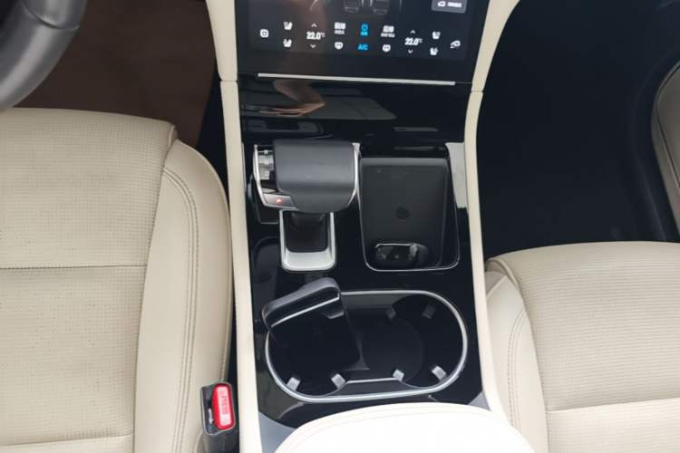 Used Li Auto ONE 2021 Extended-Range 6-Seater Version Gear Lever
