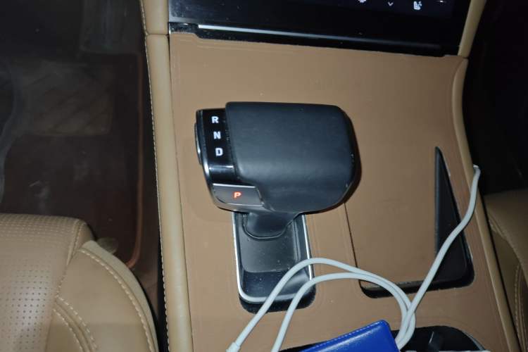 Used Li Auto ONE 2021 Extended-Range 6-Seater Version Gear Lever