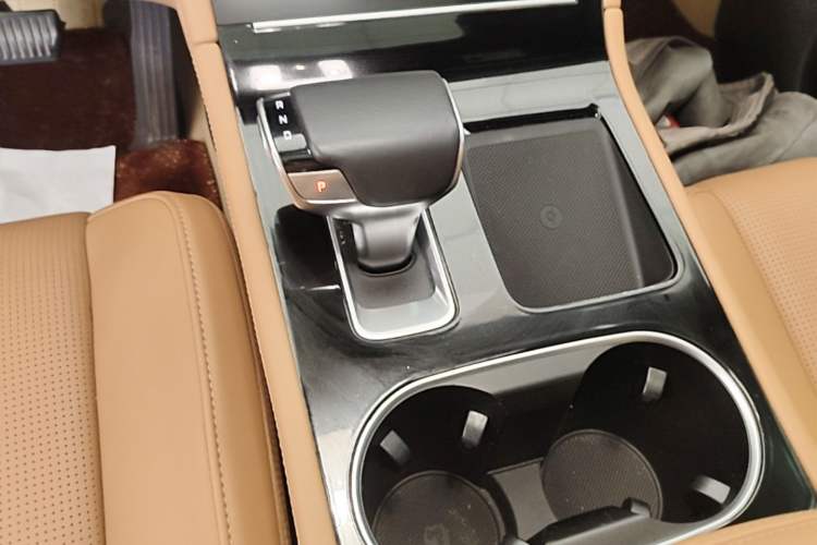 Used Li Auto ONE 2021 Extended-Range 6-Seater Version Gear Lever