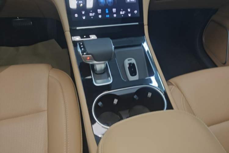 Used Li Auto ONE 2021 Extended-Range 6-Seater Version Gear Lever