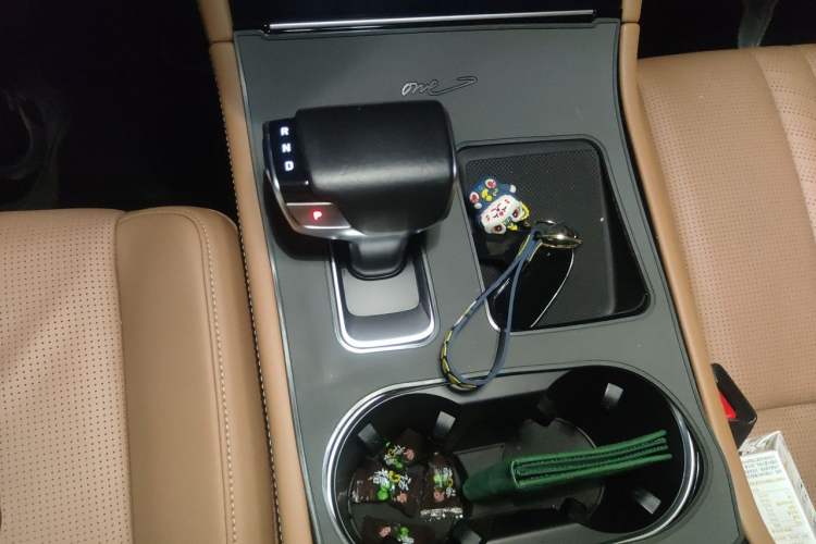 Used Li Auto ONE 2021 Extended-Range 6-Seater Version Gear Lever
