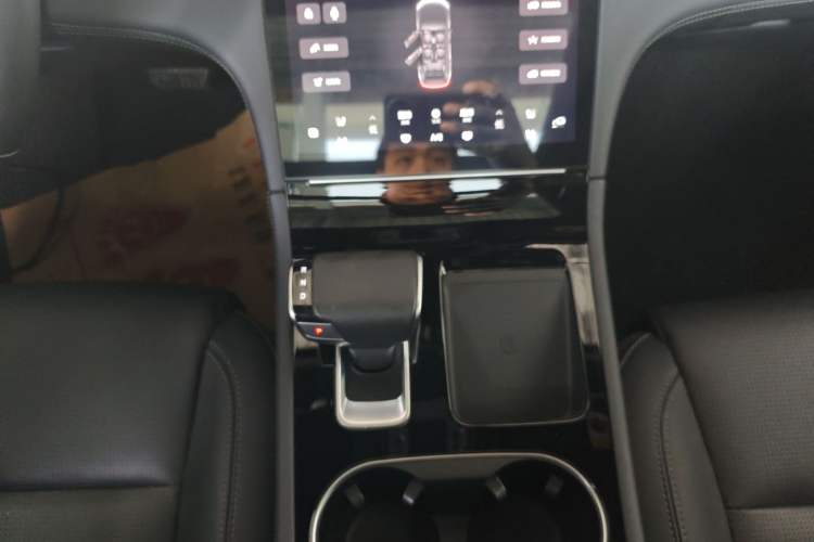 Used Li Auto ONE 2021 Extended-Range 6-Seater Version Gear Lever