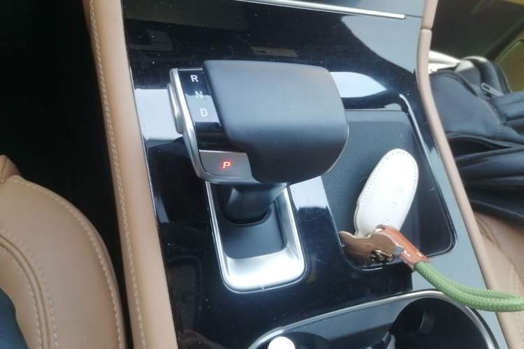 Used Li Auto ONE 2021 Extended-Range 6-Seater Version Gear Lever