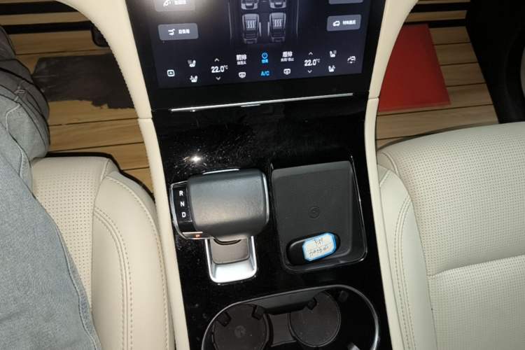 Used Li Auto ONE 2021 Extended-Range 6-Seater Version Gear Lever
