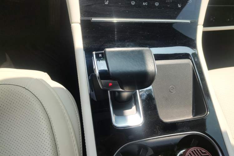 Used Li Auto ONE 2021 Extended-Range 6-Seater Version Gear Lever