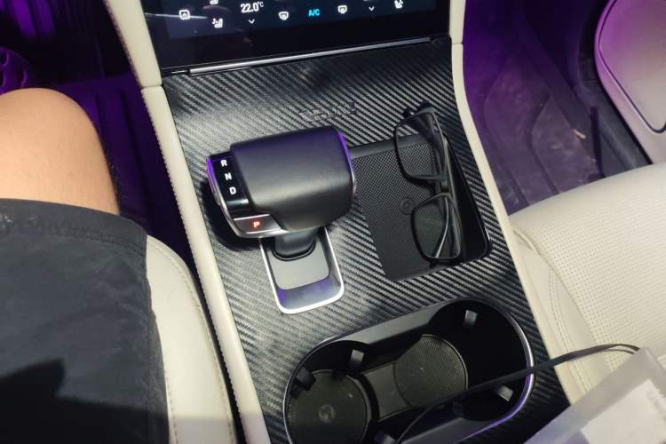 Used Li Auto ONE 2021 Extended-Range 6-Seater Version Gear Lever
