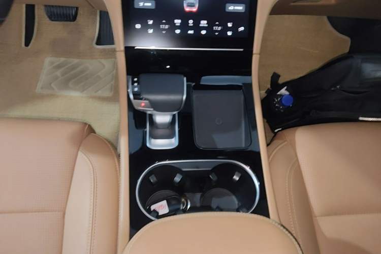 Used Li Auto ONE 2021 Extended-Range 6-Seater Version Gear Lever