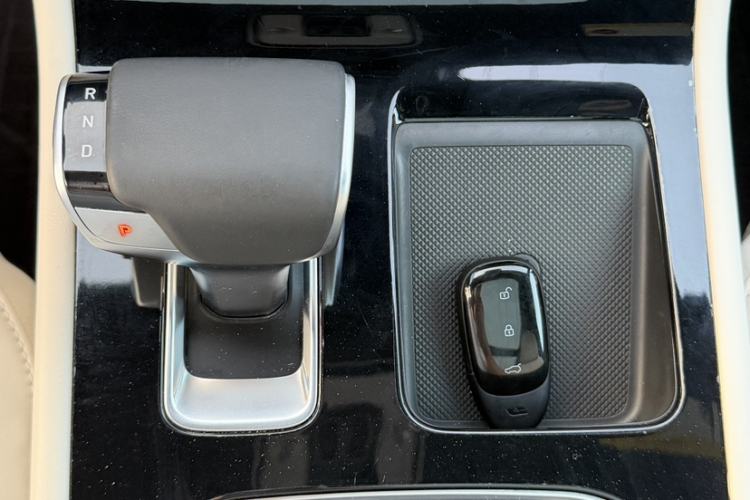 Used Li Auto ONE 2021 Extended-Range 6-Seater Version Gear Lever