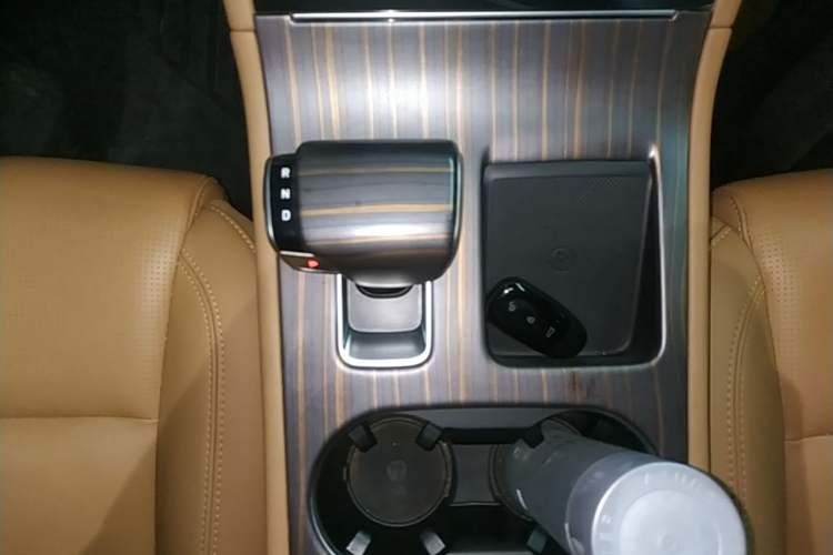 Used Li Auto ONE 2021 Extended-Range 6-Seater Version Gear Lever