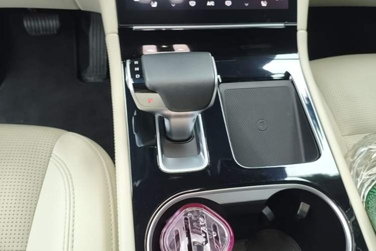 Used Li Auto ONE 2021 Extended-Range 6-Seater Version Gear Lever