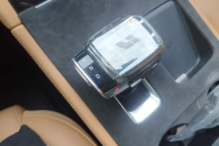 Used Li Auto ONE 2021 Extended-Range 6-Seater Version Gear Lever