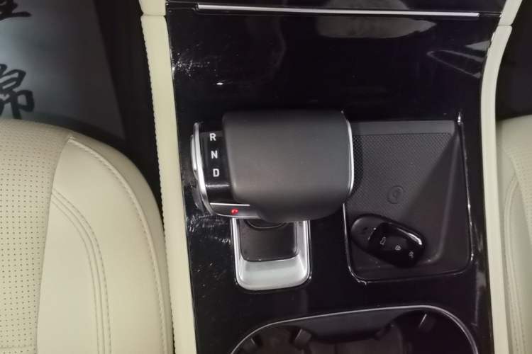 Used Li Auto ONE 2021 Extended-Range 6-Seater Version Gear Lever