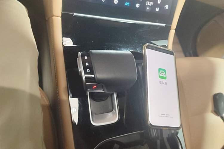 Used Li Auto ONE 2021 Extended-Range 6-Seater Version Gear Lever