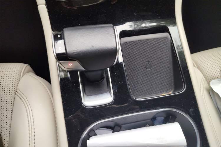 Used Li Auto ONE 2021 Extended-Range 6-Seater Version Gear Lever