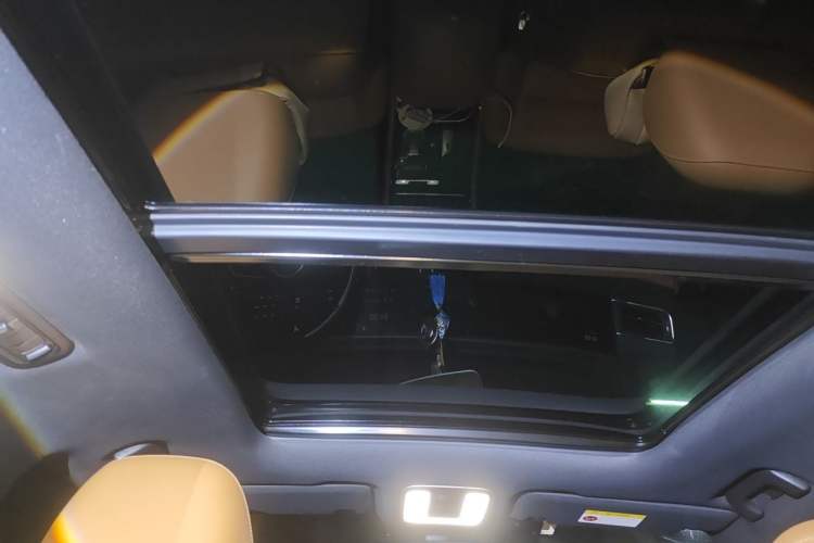 Used Li Auto ONE 2021 Extended-Range 6-Seater Version Headliner