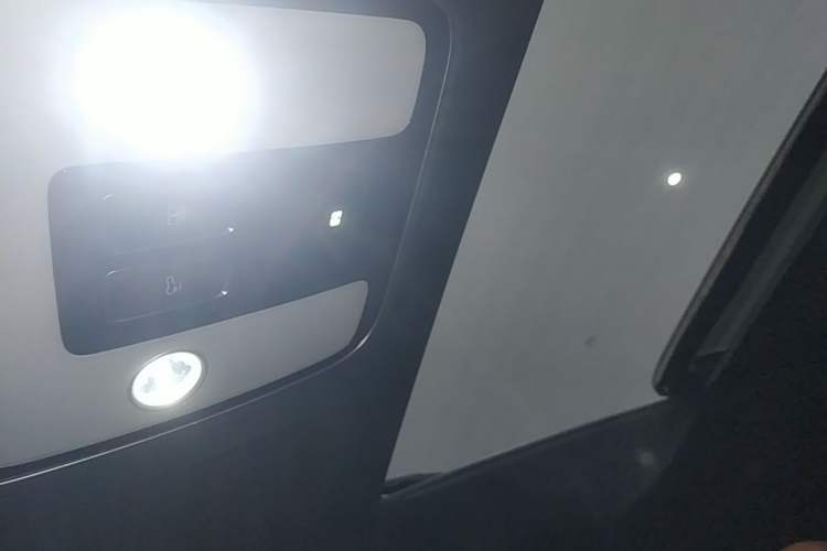 Used Li Auto ONE 2021 Extended-Range 6-Seater Version Headliner