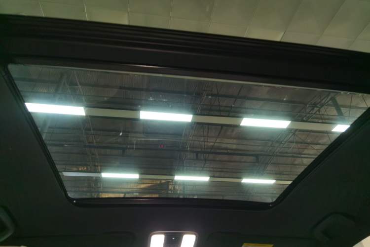 Used Li Auto ONE 2021 Extended-Range 6-Seater Version Headliner