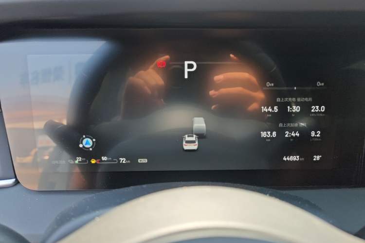 Used Li Auto ONE 2021 Extended-Range 6-Seater Version Instrument Cluster
