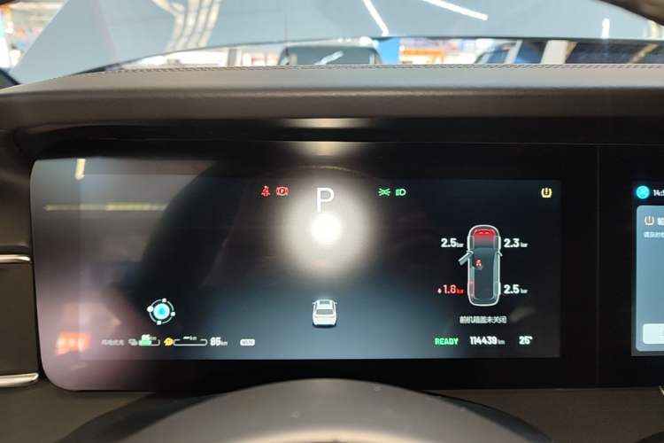 Used Li Auto ONE 2021 Extended-Range 6-Seater Version Instrument Cluster