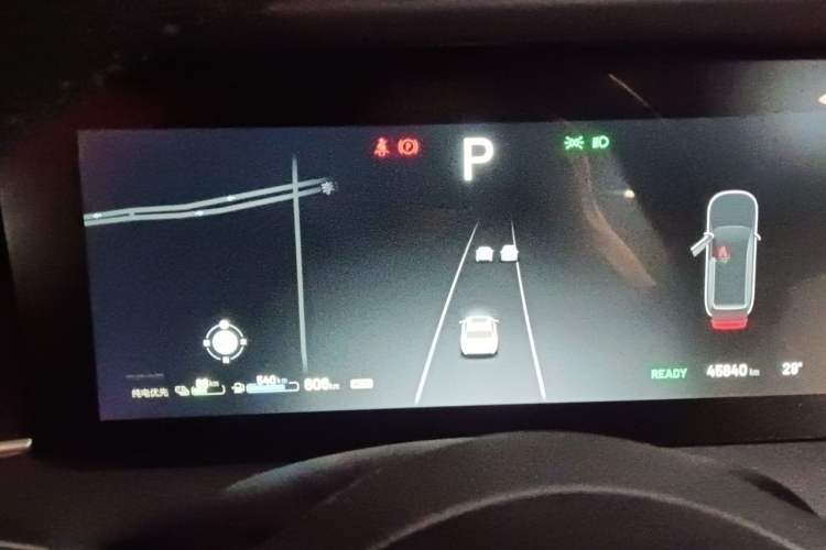Used Li Auto ONE 2021 Extended-Range 6-Seater Version Instrument Cluster