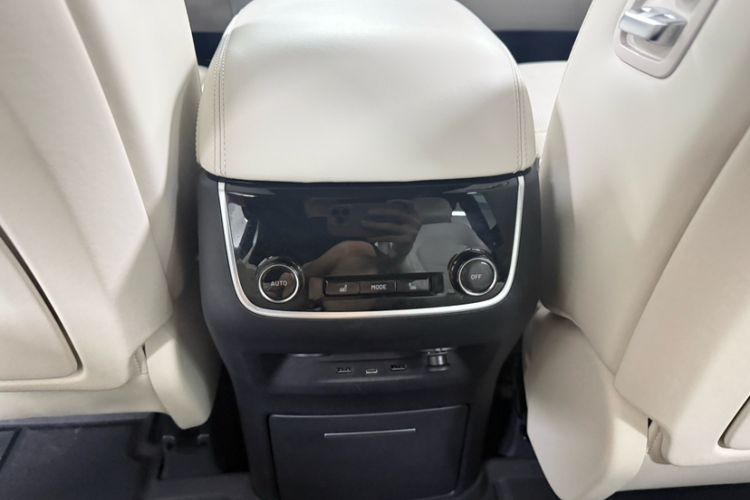 Used Li Auto ONE 2021 Extended-Range 6-Seater Version Interior 1