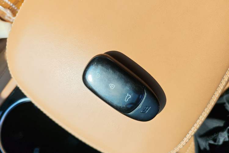 Used Li Auto ONE 2021 Extended-Range 6-Seater Version Interior 1