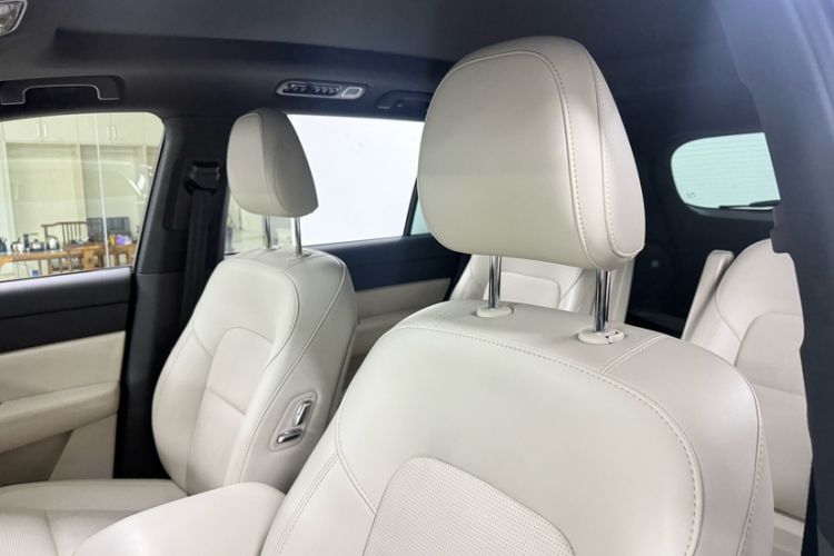 Used Li Auto ONE 2021 Extended-Range 6-Seater Version Interior 10