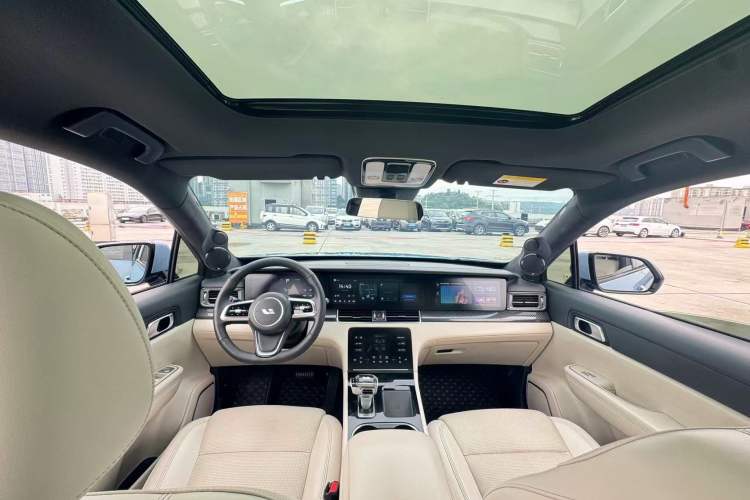 Used Li Auto ONE 2021 Extended-Range 6-Seater Version Interior 11