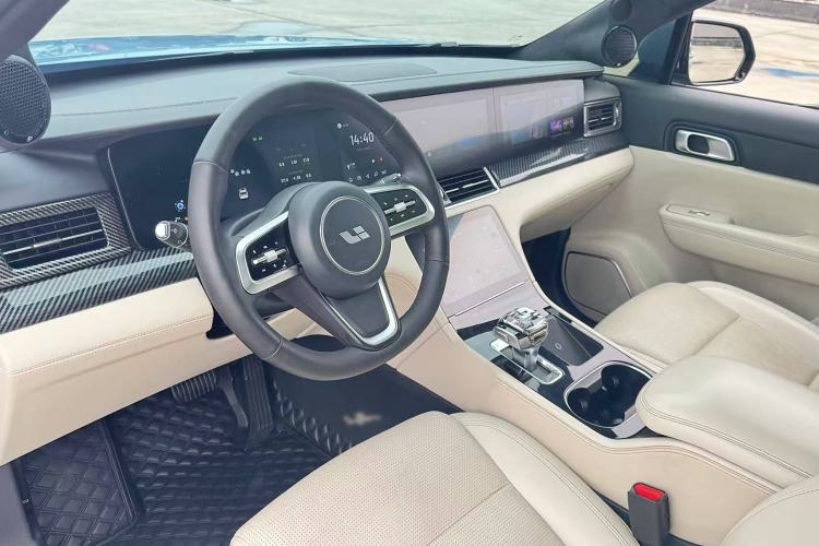 Used Li Auto ONE 2021 Extended-Range 6-Seater Version Interior 12