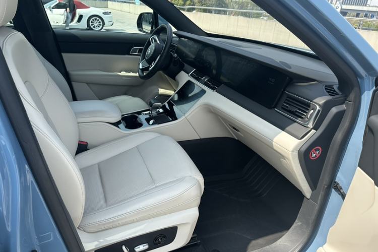 Used Li Auto ONE 2021 Extended-Range 6-Seater Version Interior 2