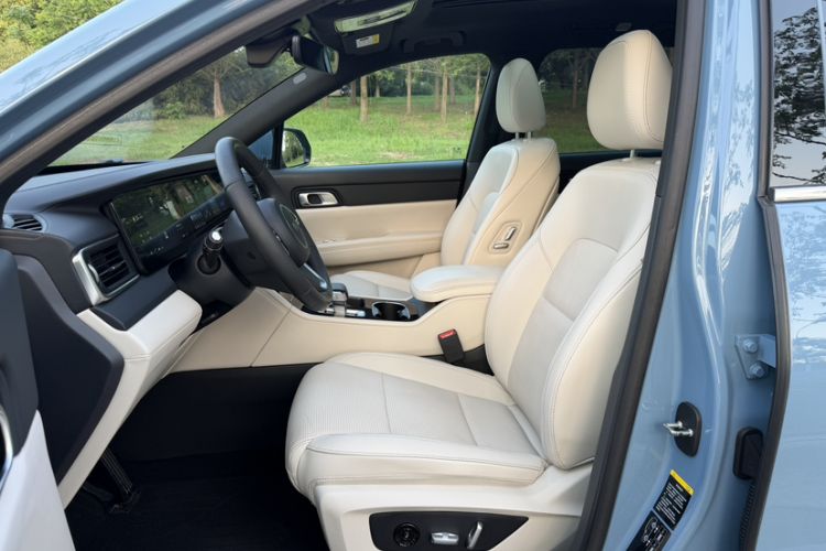 Used Li Auto ONE 2021 Extended-Range 6-Seater Version Interior 2