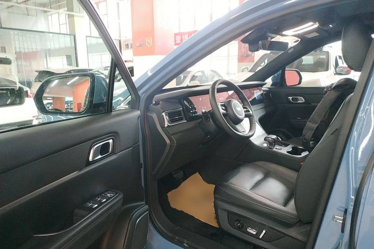 Used Li Auto ONE 2021 Extended-Range 6-Seater Version Interior 3
